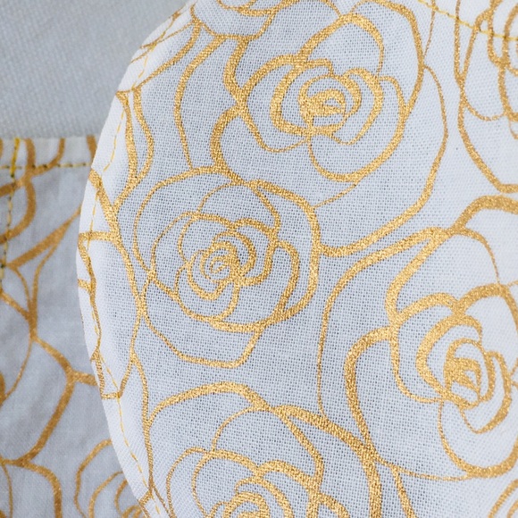 FACE MASK 💯% COTTON GOLD ROSES ON CREAM - Picture 9 of 11